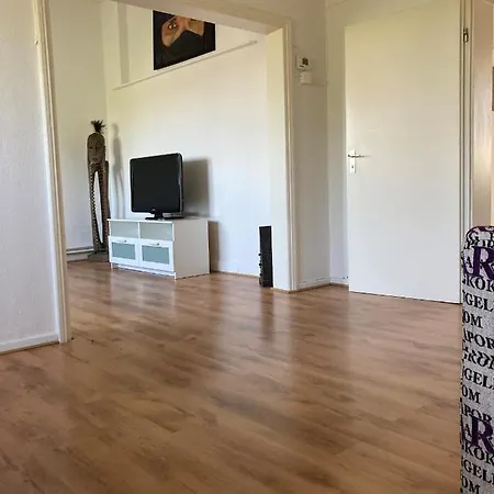 Gemuetliche Altbauwohnung Im Wuppertaler Westen *