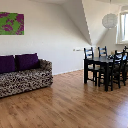 Gemuetliche Altbauwohnung Im Wuppertaler Westen Διαμέρισμα