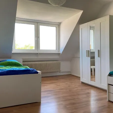 Gemuetliche Altbauwohnung Im Wuppertaler Westen Apartment